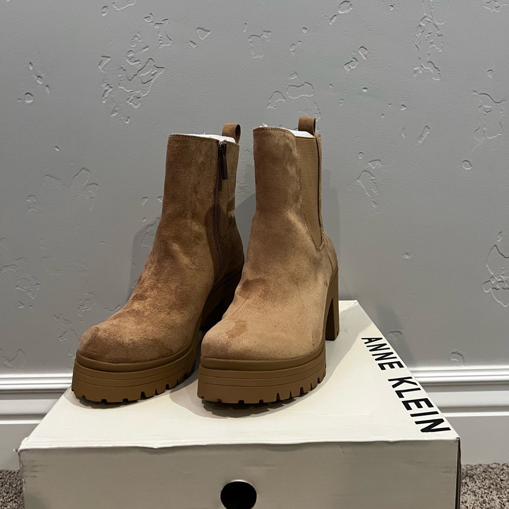Anne Klein Women's Brown Suede Ankle Boots